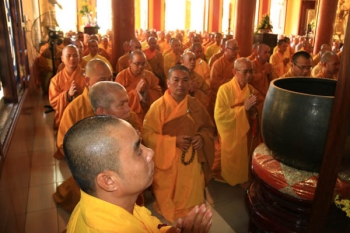 Phật giáo Đà Nẵng khai khóa An cư kiết hạ 2014