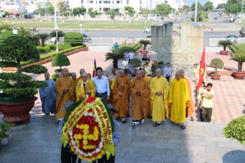 Lãnh đạo Tp Đà Nẵng chúc mừng Đại lễ Phật đản