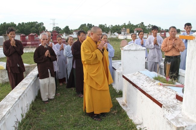 nguoiphattu.com_ht thich tinh can07.jpg