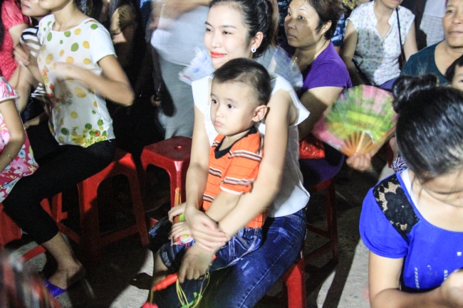 nguoiphattu.com_dem hoi trang ram b00.jpg
