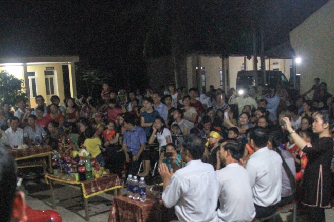 nguoiphattu.com_dem hoi trang ram11.jpg