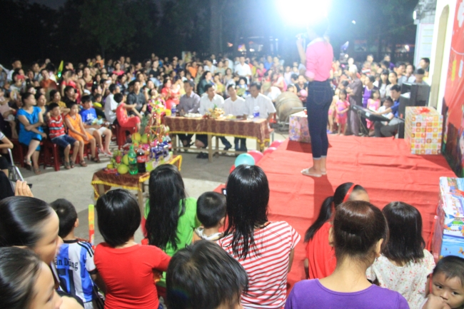 nguoiphattu.com_dem hoi trang ram23.jpg