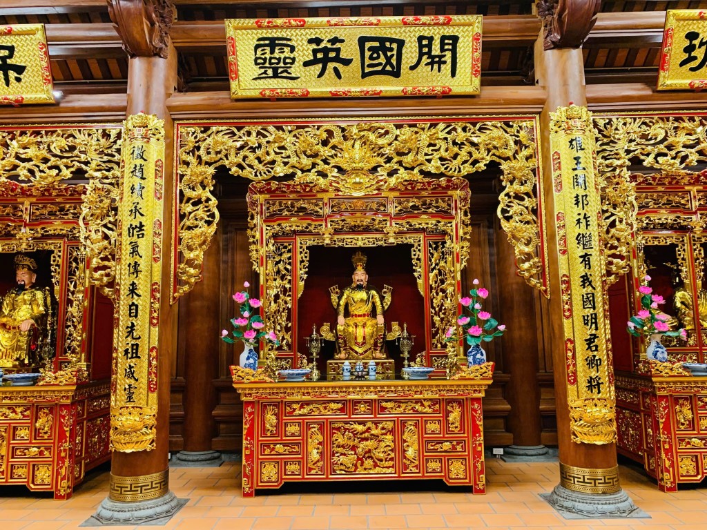 chuaphuclam_chuaphuclambienhoa_congchuadep_chuaphuclamdongnai_nguoiphatu11.jpg