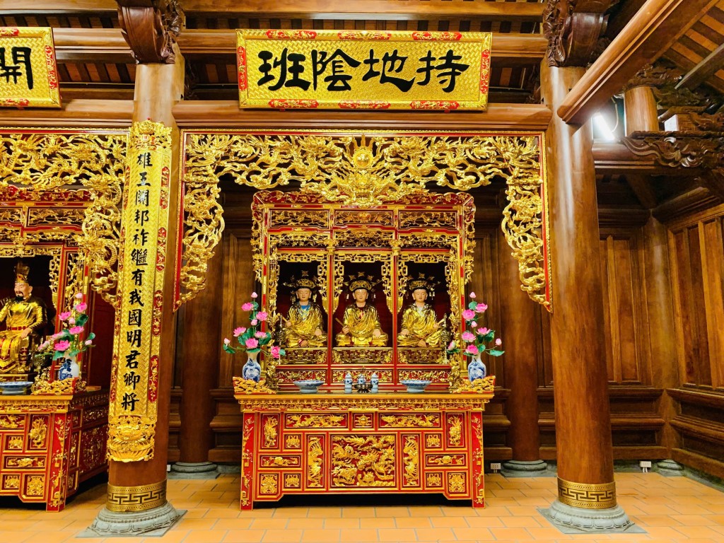 chuaphuclam_chuaphuclambienhoa_congchuadep_chuaphuclamdongnai_nguoiphatu14.jpg