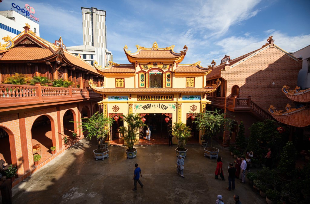 chuaphuclam_thichminhtri_chuaphuclambienhoa3.jpg