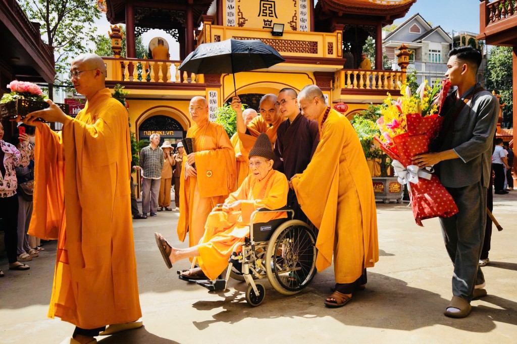 chuaphuclam_thichminhtri_chuaphuclambienhoa5.jpg