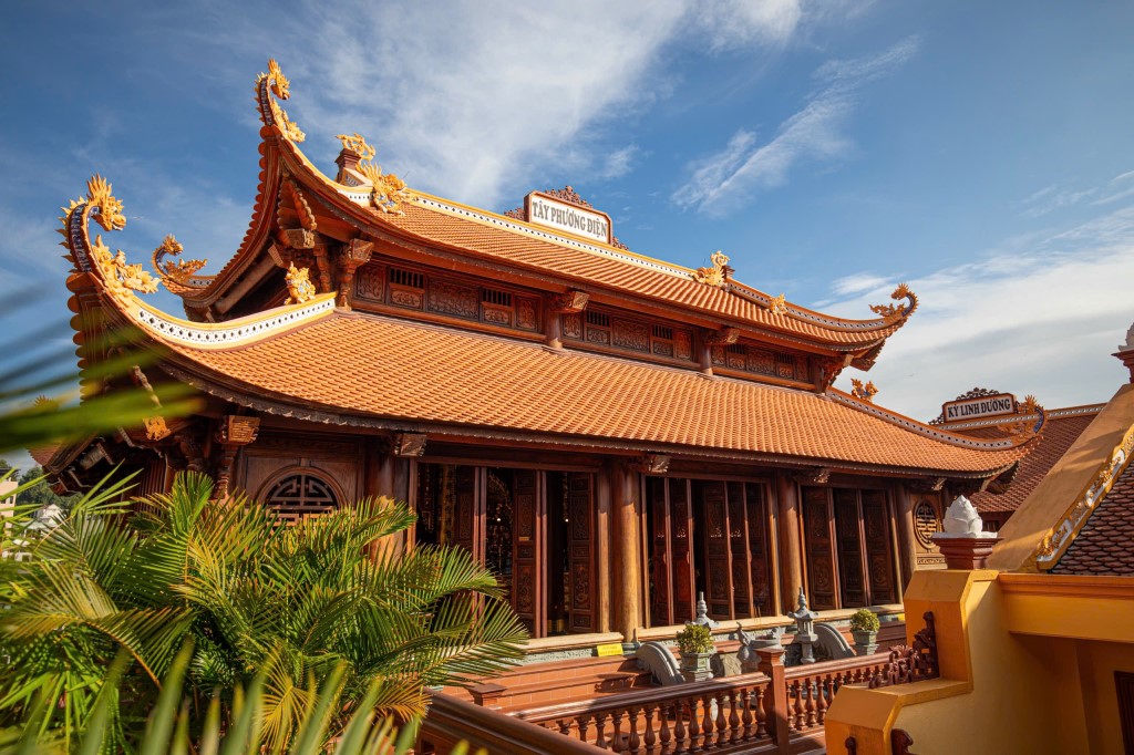 chuaphuclam_thichminhtri_chuaphuclambienhoa6.jpg