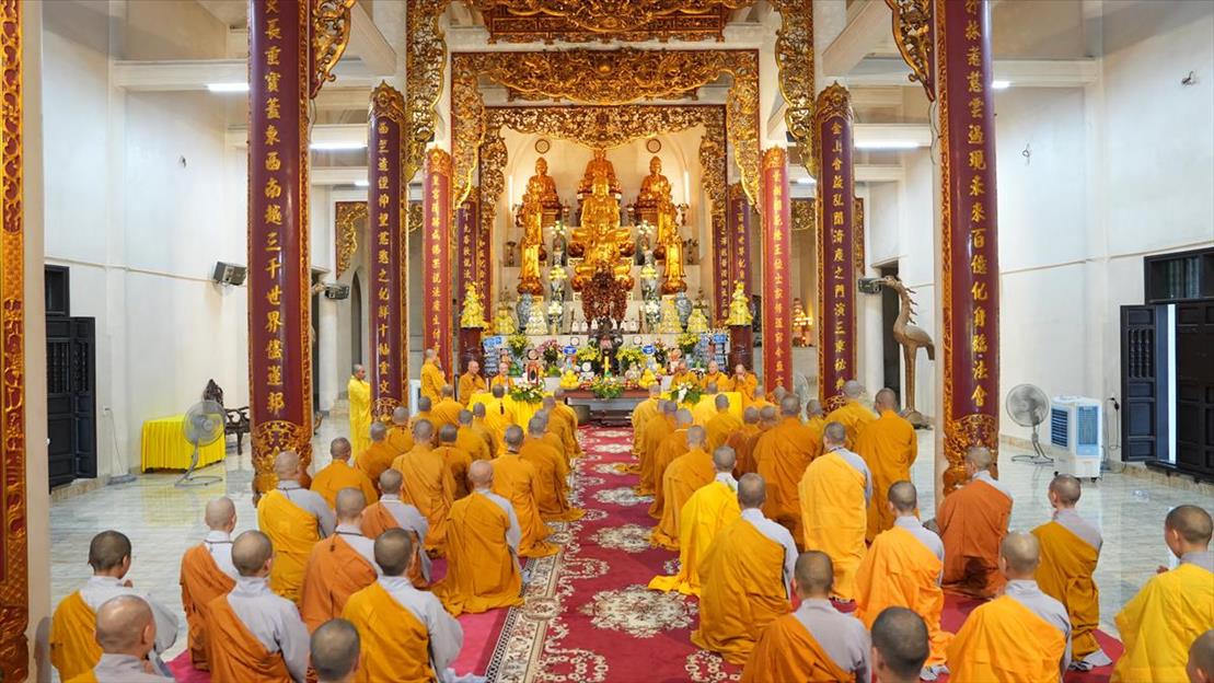 4-gioi-tu-dac-gioi-dai-gioi-dan-nhu-son-thanh-tuu-vien-man4.jpg