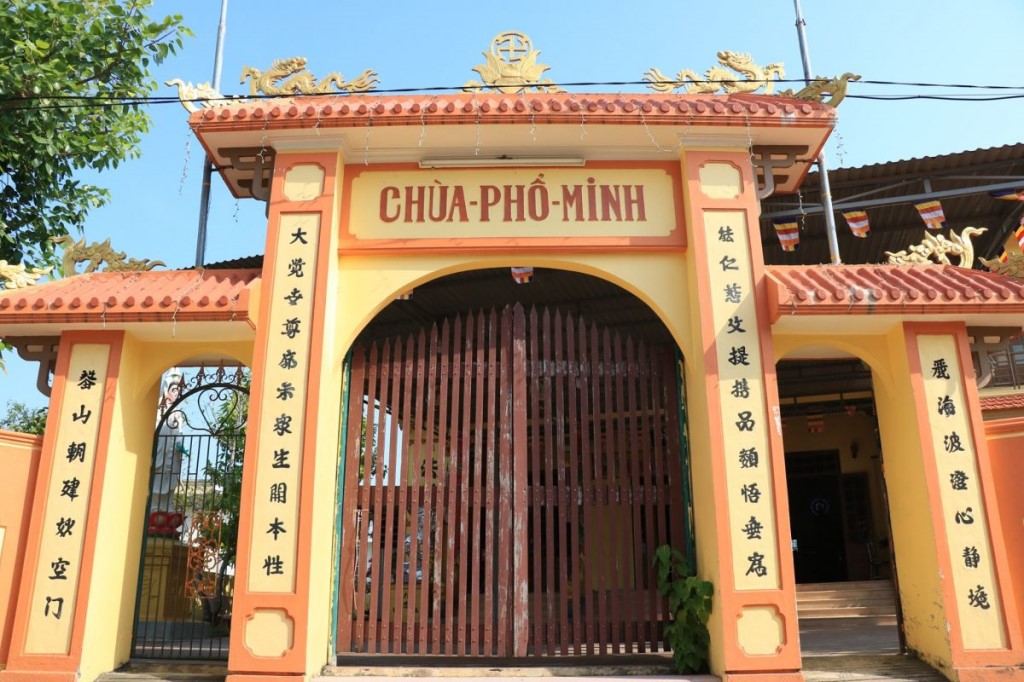 chuaphominhquangbinh_phatgiaoquangbinh_thichnhatsach0.jpg