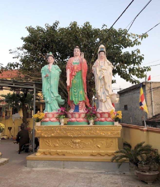 chuaphominhquangbinh_phatgiaoquangbinh_thichnhatsach1.jpg