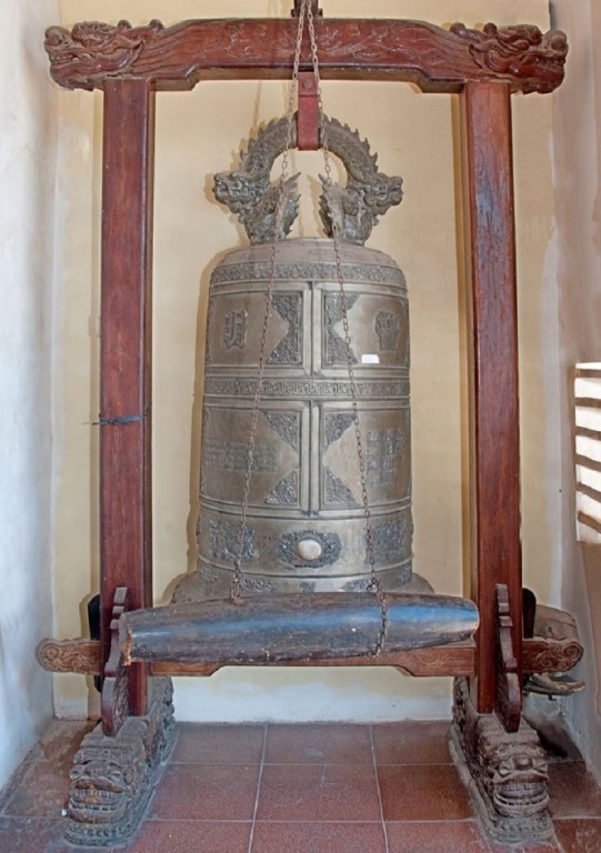 chuaphominhquangbinh_phatgiaoquangbinh_thichnhatsach2.jpg
