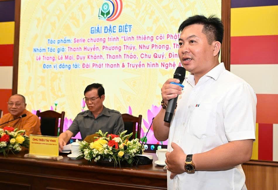 gaibaochiphatgiaotoanquoc_baophatgiao_bantruyenthongphatgiao18.jpg