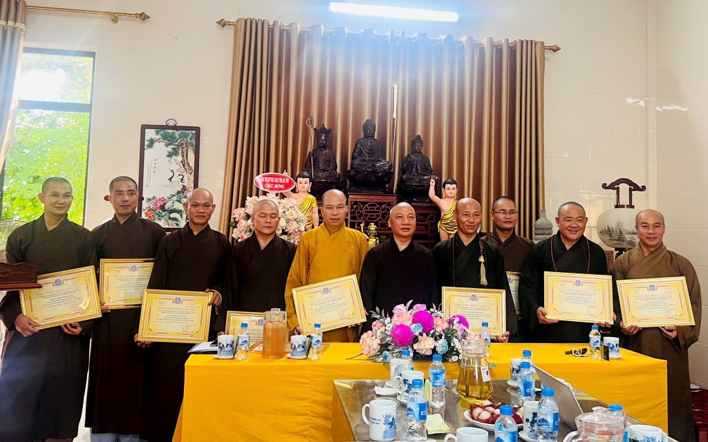 phatgiaohuyenthachha_chuakhanhluu_dunghoatdongphatgiaohuyen_npt7.jpg