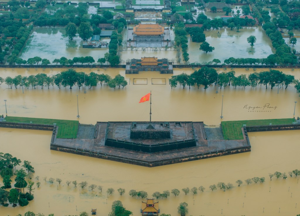 lu lut tai hue_hue ngap lut_mua lu tai hue_ mua nang tai hue_ngap lut hue 20250.jpg