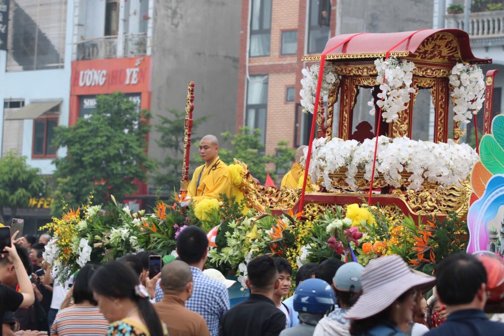 xaloiducphat_xaloitaichuachuong_chuachuonghungyen_xaloi_nguoiphattu33.jpg