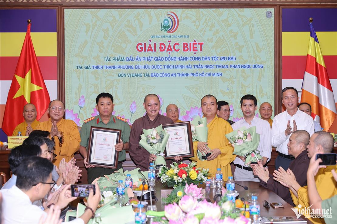 giai-thuong-bao-chi-phat-giao-nam-2025d.jpg