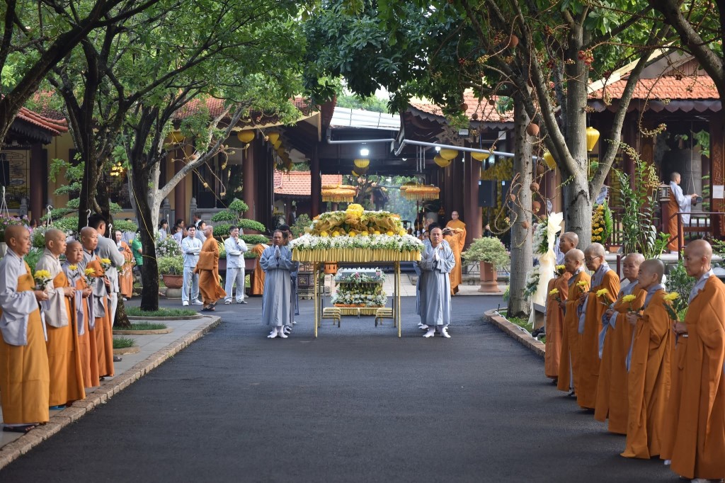 nguoiphattu.com_phung-tong-kim-quan-co-ni-truong-thich-nu-nhu-tinh-tai-thien-vien-linh-chieu0.jpg