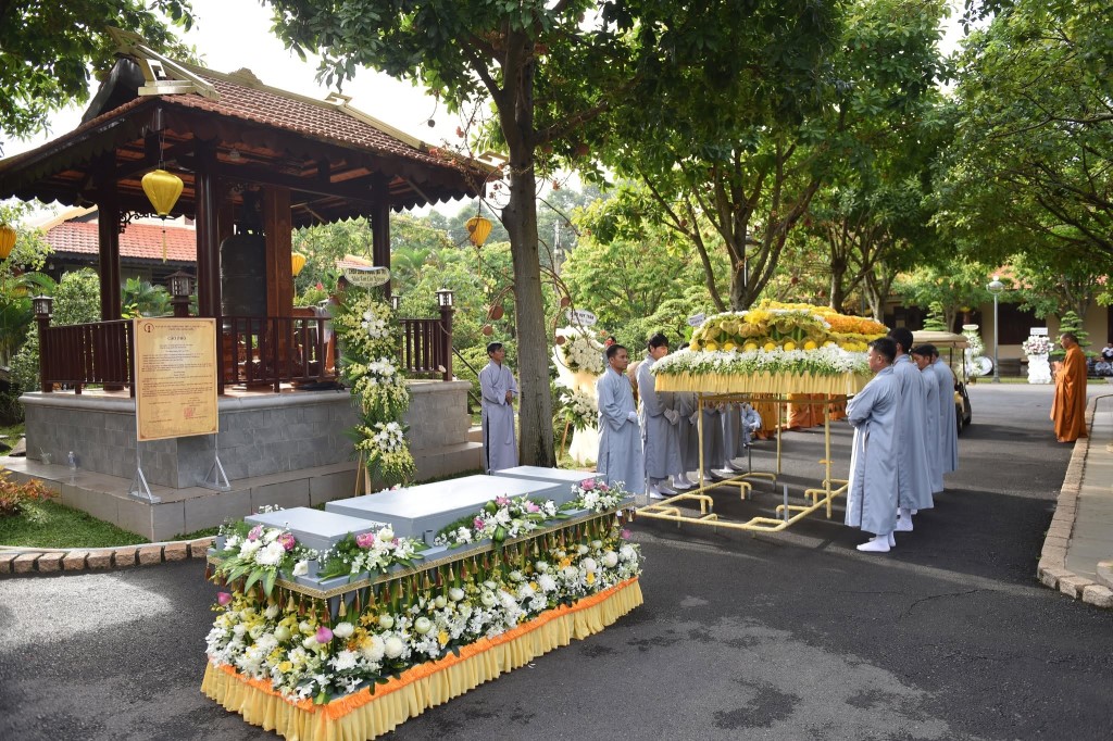 nguoiphattu.com_phung-tong-kim-quan-co-ni-truong-thich-nu-nhu-tinh-tai-thien-vien-linh-chieu10.jpg