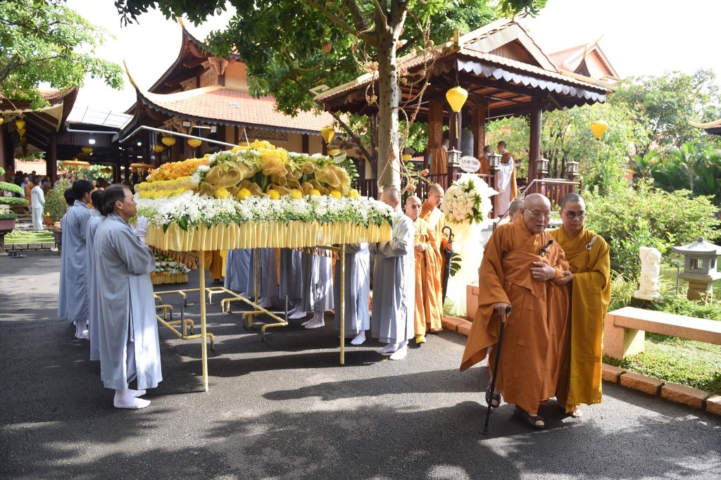 nguoiphattu.com_phung-tong-kim-quan-co-ni-truong-thich-nu-nhu-tinh-tai-thien-vien-linh-chieu14.jpg