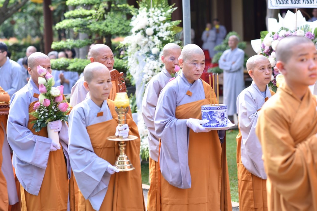 nguoiphattu.com_phung-tong-kim-quan-co-ni-truong-thich-nu-nhu-tinh-tai-thien-vien-linh-chieu21.jpg