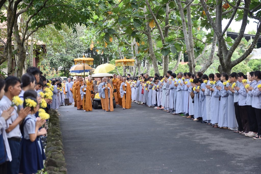 nguoiphattu.com_phung-tong-kim-quan-co-ni-truong-thich-nu-nhu-tinh-tai-thien-vien-linh-chieu28.jpg