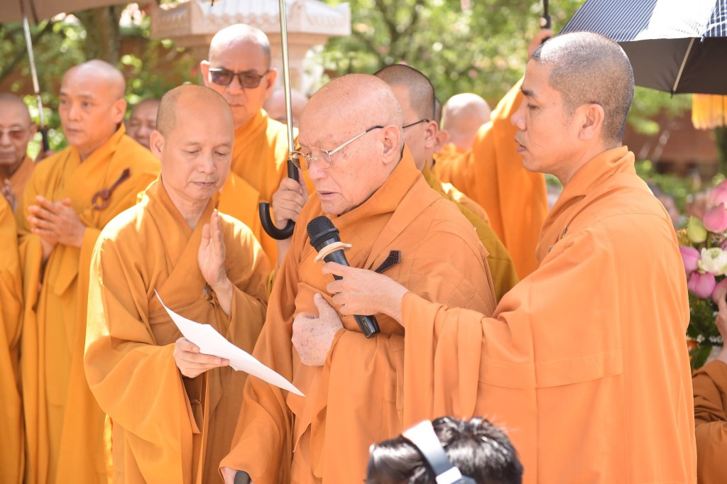 nguoiphattu.com_phung-tong-kim-quan-co-ni-truong-thich-nu-nhu-tinh-tai-thien-vien-linh-chieu38.jpg