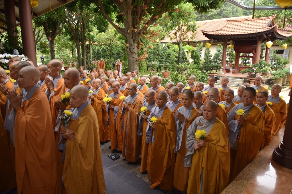 nguoiphattu.com_phung-tong-kim-quan-co-ni-truong-thich-nu-nhu-tinh-tai-thien-vien-linh-chieu5.jpg