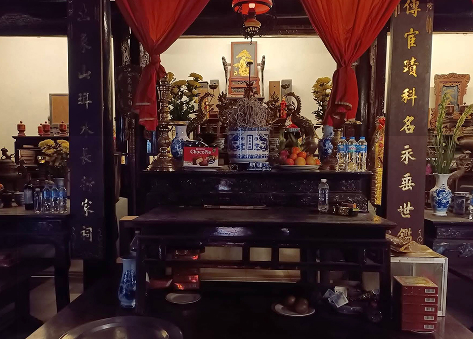 vi-sao-nguoi-viet-thap-3-nen-huong-va-cung-ngay-mung-1-ngay-ram.jpg