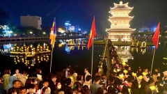Hàng ngàn du khách, Phật tử dự lễ khánh thành chùa Bạc - Kỳ Lân sơn tự