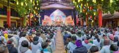 Hàng ngàn Phật tử đạo tràng Pháp hoa miền Bắc tham dự lễ Phật thành đạo 
