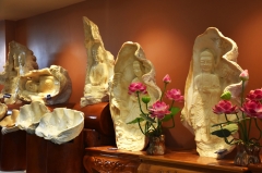 Điêu khắc tượng Phật, kinh Pháp Hoa trên vỏ ốc Trường Sa xác lập kỷ lục Việt Nam
