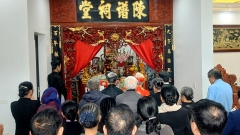 Vì sao người Việt thắp 3 nén hương và cúng ngày mùng 1, ngày rằm?