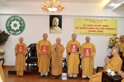 Trao Quyết định bổ nhiệm nhân sự Văn phòng II Trung ương GHPGVN