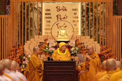 Khánh tuế Đại lão Hoà thượng Thiền sư Thích Thanh Từ 102 tuổi