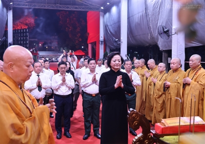 Cầu siêu cho anh linh 731 liệt sĩ trước giờ truy điệu, an táng