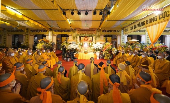 Trang nghiêm lễ truy điệu, di quan, nhập bảo tháp Đại lão Hòa thượng Thích Thanh Đàm