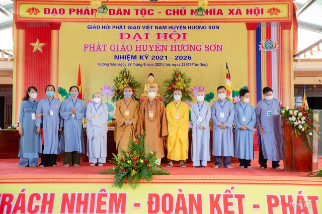 nguoiphattu_com_dai_hoi_phat_giao_huyen_huong_son5.jpg