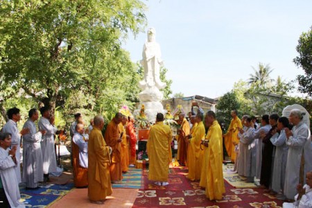 Chùa Hải Vân Sơn, lễ đại tường Cố HT. Thích Trí Việt và an vị tôn tượng Quán Thế Âm Bồ Tát 