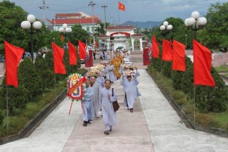 Hoạt động ý nghĩa của Phật giáo Hà Tĩnh nhân kỷ niệm ngày thương binh liệt sĩ
