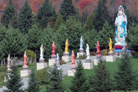 Độc đáo những ngôi chùa Việt trên thế giới