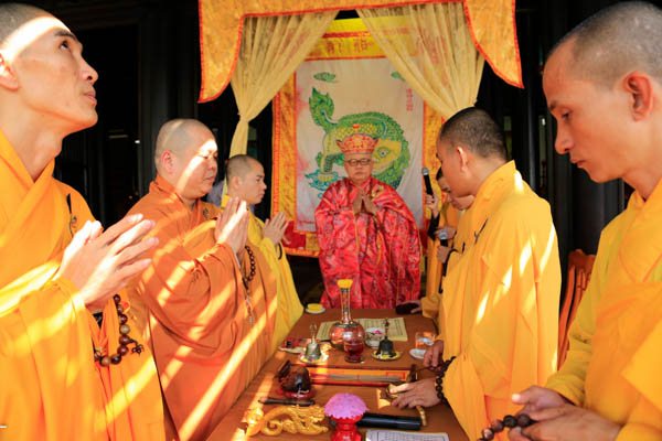 Đại lễ cầu siêu chẩn tế các anh hùng liệt sĩ tại nghĩa trang Trường Sơn