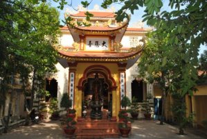 Nên lễ bái xuất hành khai trương cầu phúc cầu lộc ngày giờ hướng nào Tết Nhâm Thìn?