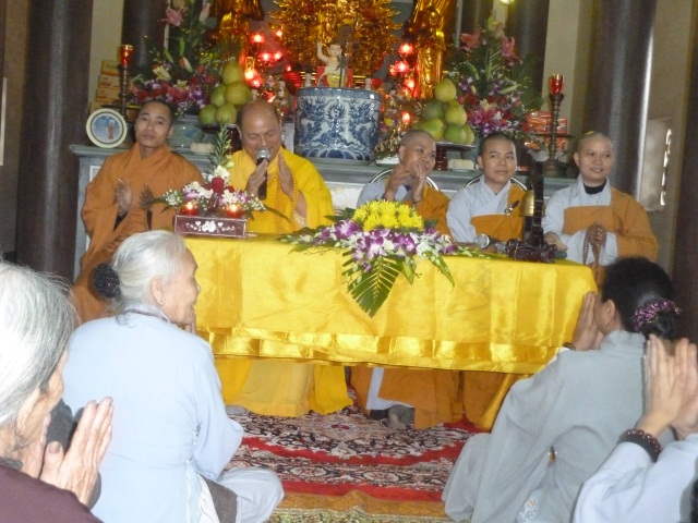 Chùa Cổ Am Hưng Yên đại lễ vía Đức Phật A Di Đà PL 2558 