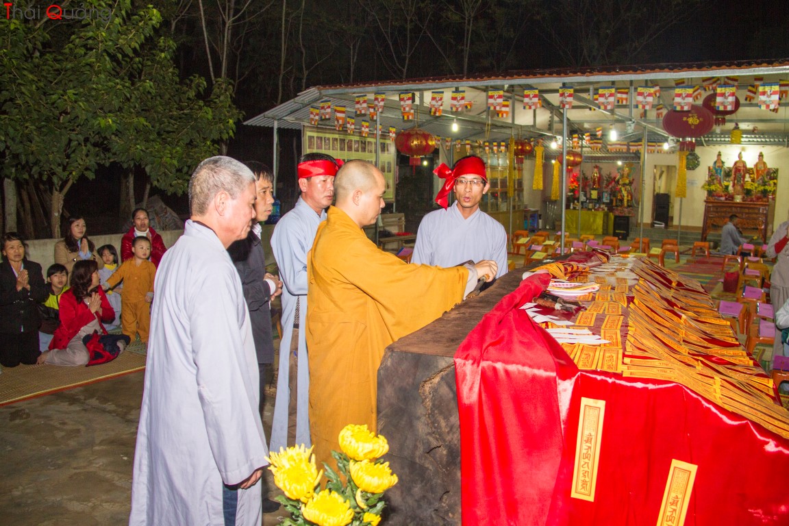 Lễ phạt mộc tạc tượng Đức Bổn Sư tại chùa Hà Nghệ An