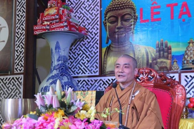 Hà Nội: Lễ tạ pháp và Quy y Tam bảo tại chùa Hòa Phúc