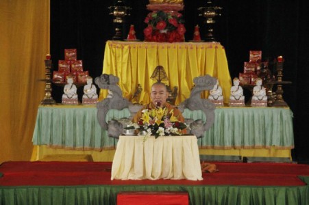 Chùa Khánh Long, ngày tu an lạc mừng lễ vía Đức Phật A Di Đà