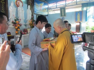 Khóa tu dành cho người khiếm thị tại chùa Minh Châu