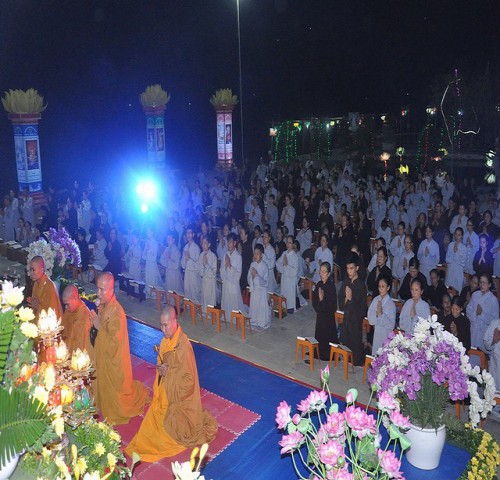 Chùa Ninh Tảo Hà Nam lập đàn khai Kinh Lương Hoàng Sám