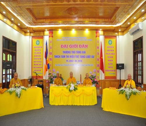 Nam Định: Đại giới đàn Tuệ Tạng năm 2018 thành tựu viên mãn