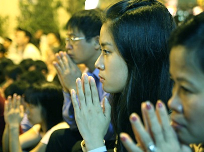 Đi chùa lễ Phật